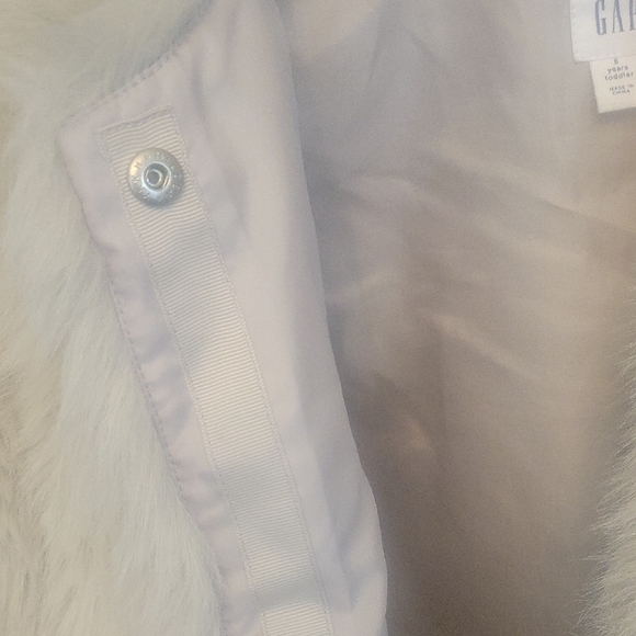 GAP Kids Faux Fur Jacket - Off-White/ Grey - Picture 4 of 4